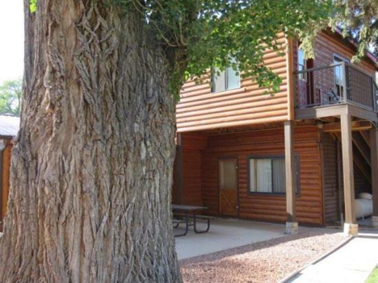 Austin'S Chuckwagon Motel Тори Екстериор снимка